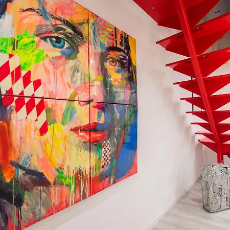 Arthouse - Arte & Comfort - Centro & Stazione דירה